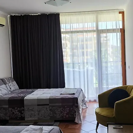 Apartament Sun Wave Near The Sea Burgas City